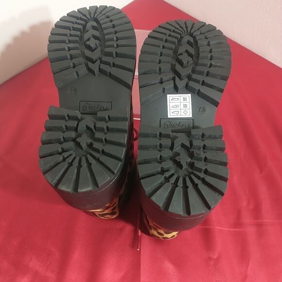 Skechers Teen Spirit Leopard Hiker Combat Lace up Boots Size 7.5 Y2K Chunky Plat - Picture 5 of 9